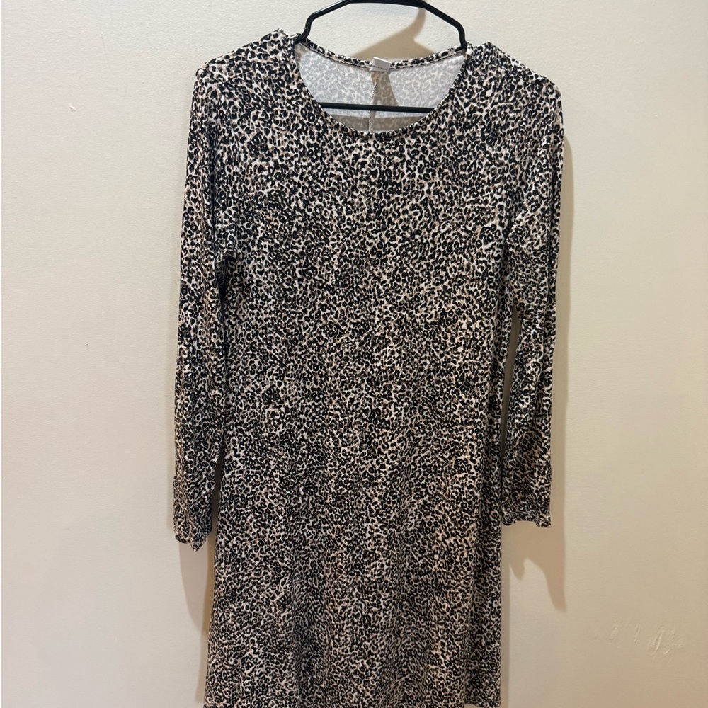 Old Navy Leopard Print Long Sleeve Dress